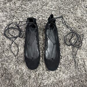 Joie Suede Wrap Up Flats in Black, Size 39.5